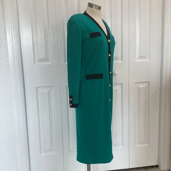 Authentic Original Vintage Style Green Midi Dress with Black Accents - Picture 8 of 16